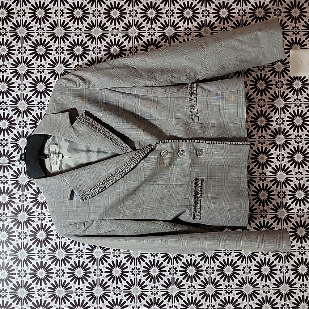 Tahari Blazer